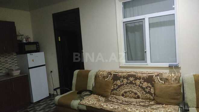 İcarəyə verilir 2 otaqlı həyət evi/bağ evi 60 m², İnşaatçılar m., photo 1 from 9