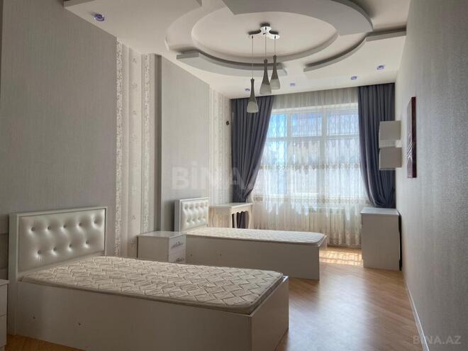 Сдаётся 3-комн. новостройка 150 м², м. 8 ноября, photo 13 from 30
