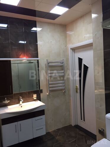 Сдаётся 3-комн. новостройка 150 м², м. 8 ноября, photo 16 from 30