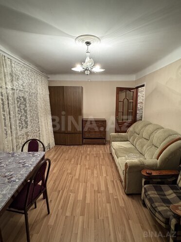 Сдаётся 2-комн. вторичка 40 м², м. Нефтчиляр, photo 1 from 8