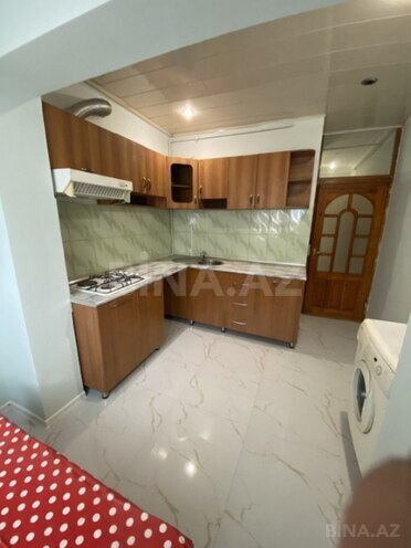 Satılır 2 otaqlı köhnə tikili 60 m², İnşaatçılar m., photo 11 from 14