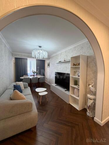 Продаётся 2-комн. новостройка 73 м², м. Элмляр Академиясы, photo 3 from 16