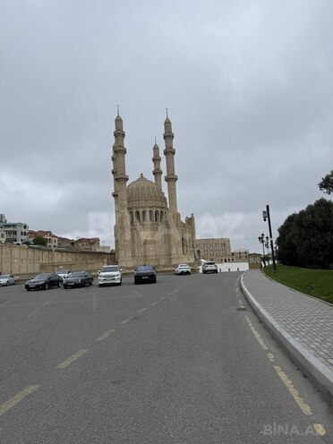 Продаётся 3-комн. вторичка 70 м², м. Насими, photo 1 from 18