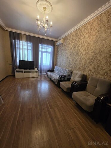 Сдаётся 3-комн. вторичка 70 м², м. Кара Караев, photo 3 from 14
