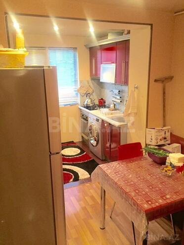 Продаётся 2-комн. вторичка 50 м², м. Элмляр Академиясы, photo 4 from 14