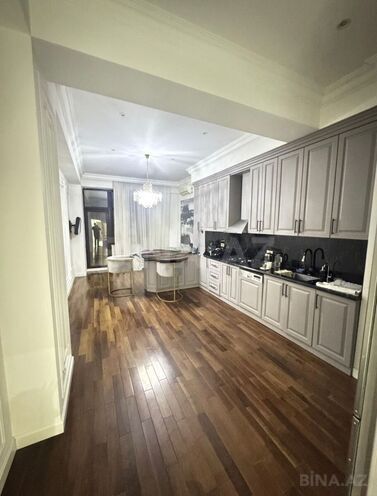 Satılır 4 otaqlı yeni tikili 254 m², 28 May m., photo 5 from 16