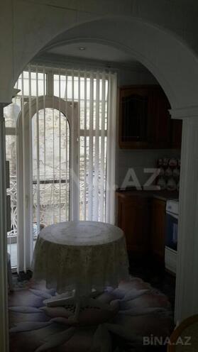 İcarəyə verilir 2 otaqlı köhnə tikili 70 m², Sahil m., photo 8 from 21