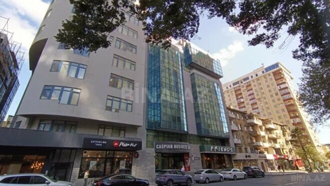 Продаётся 2-комн. вторичка 60 м², м. Низами, photo 1 from 20