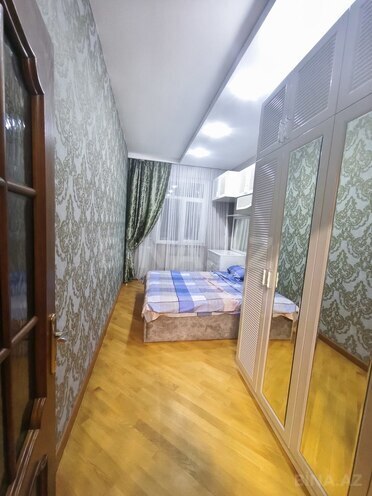 Продаётся 2-комн. новостройка 65 м², м. 8 ноября, photo 7 from 17