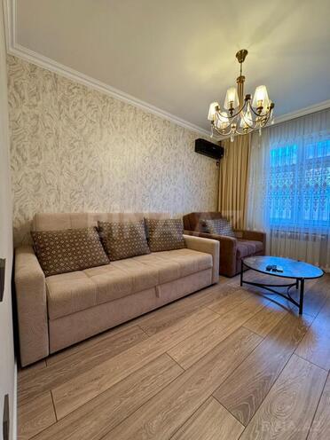 Satılır 3 otaqlı köhnə tikili 75 m², Yeni Günəşli q., photo 3 from 20