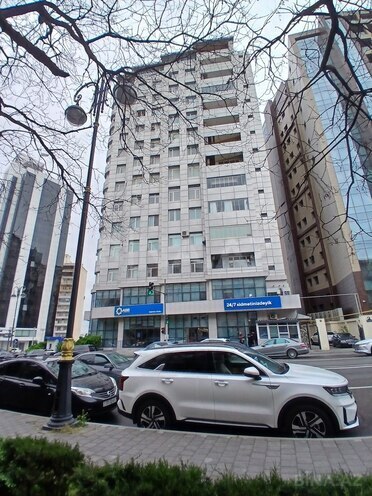Продаётся 3-комн. новостройка 147 м², м. Элмляр Академиясы, photo 14 from 17