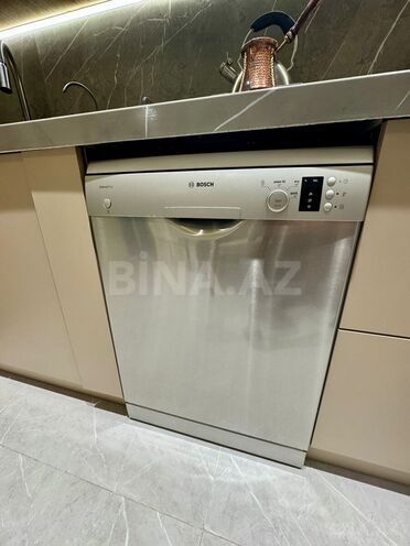 Сдаётся 3-комн. новостройка 100 м², м. 28 мая, photo 12 from 18