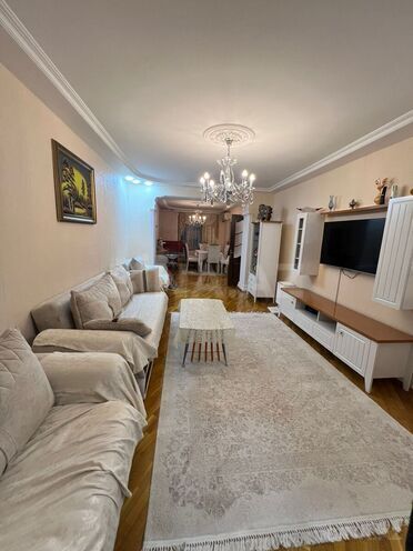 Продаётся 3-комн. вторичка 101 м², пос. Бакиханова, photo 1 from 32