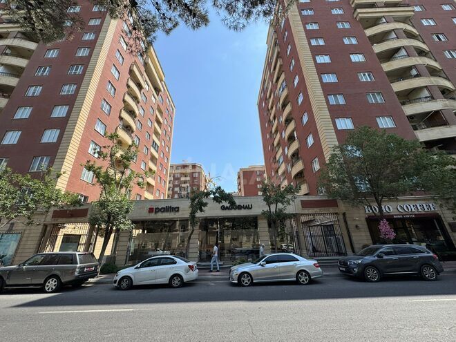 Satılır 4 otaqlı yeni tikili 215 m², Nizami m., photo 1 from 12