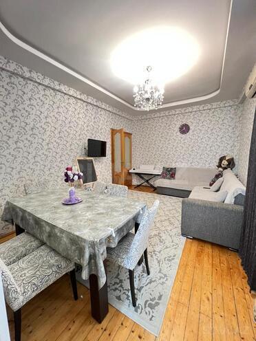 Продаётся 2-комн. новостройка 65 м², м. Иншаатчылар, photo 1 from 16