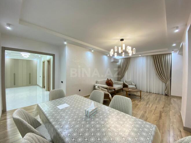 Сдаётся 3-комн. новостройка 148 м², м. 8 ноября, photo 4 from 26