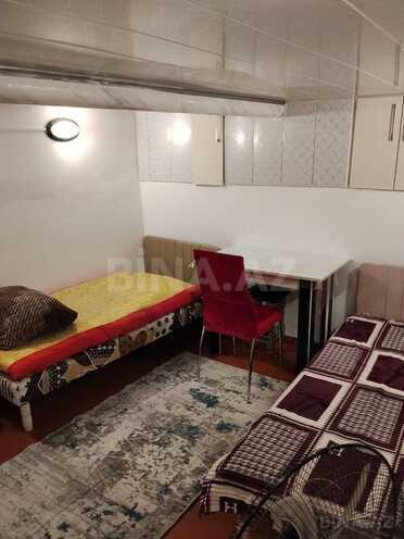 İcarəyə verilir 1 otaqlı həyət evi/bağ evi 45 m², İnşaatçılar m., photo 1 from 10