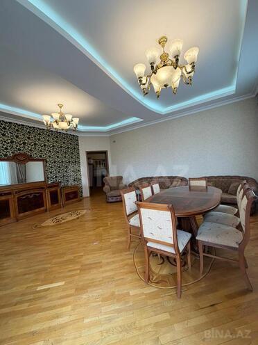 İcarəyə verilir 3 otaqlı köhnə tikili 118 m², Sahil m., photo 6 from 24