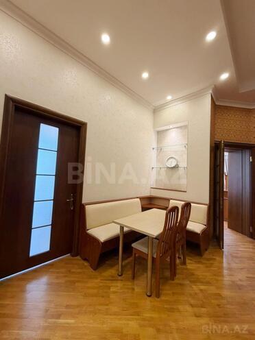 İcarəyə verilir 3 otaqlı köhnə tikili 118 m², Sahil m., photo 16 from 24