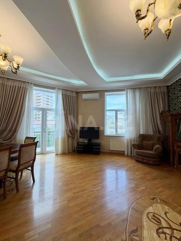 İcarəyə verilir 3 otaqlı köhnə tikili 118 m², Sahil m., photo 7 from 24