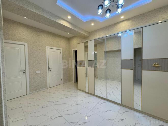 Продаётся 3-комн. новостройка 134 м², м. Кара Караев, photo 4 from 12