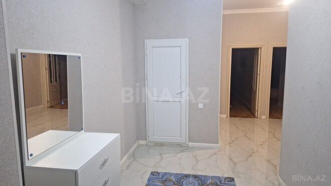 Сдаётся 3-комн. новостройка 95 м², Абшеронcкий  р., photo 8 from 11