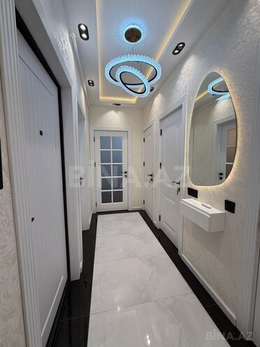 Продаётся 3-комн. новостройка 70 м², м. Ази Асланов, photo 1 from 14