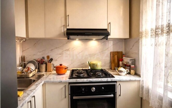 Продаётся 2-комн. вторичка 50 м², м. Нариман Нариманов, photo 7 from 9