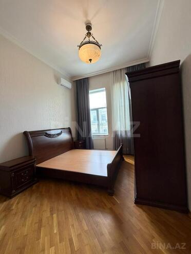 Сдаётся 3-комн. новостройка 122 м², м. Сахил, photo 13 from 32
