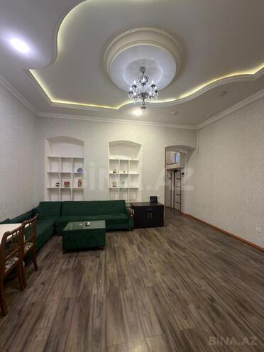 Satılır 3 otaqlı köhnə tikili 110 m², Sahil m., photo 18 from 22