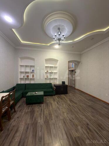 Satılır 3 otaqlı köhnə tikili 110 m², Sahil m., photo 19 from 22