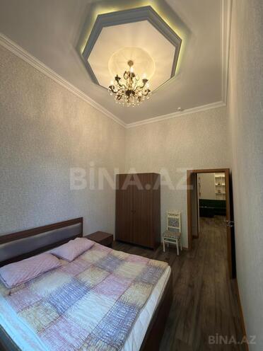 Satılır 3 otaqlı köhnə tikili 110 m², Sahil m., photo 5 from 22