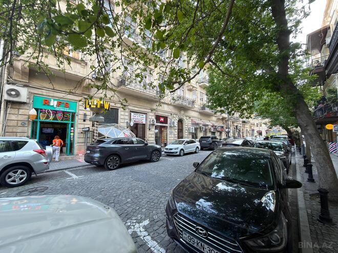 Satılır 3 otaqlı köhnə tikili 110 m², Sahil m., photo 7 from 22