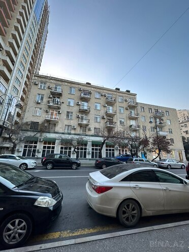 Сдаётся 3-комн. вторичка 80 м², м. 28 мая, photo 1 from 26