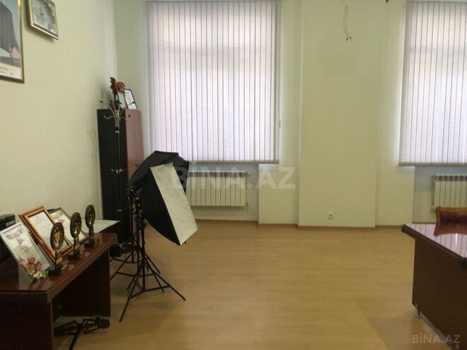 Сдаётся 3-комн. офис 250 м², м. Нариман Нариманов, photo 23 from 32