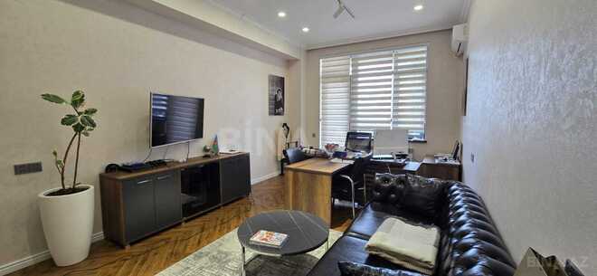 İcarəyə verilir 5 otaqlı ofis 220 m², Koroğlu m., photo 1 from 27