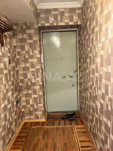 Satılır 2 otaqlı köhnə tikili 74 m², Yasamal q., photo 12 from 14