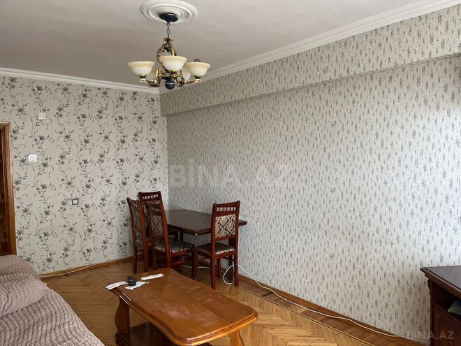 Satılır 2 otaqlı köhnə tikili 74 m², Yasamal q., photo 13 from 14