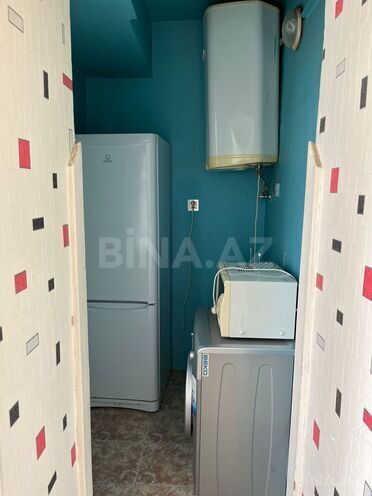 Satılır 2 otaqlı köhnə tikili 74 m², Yasamal q., photo 11 from 14