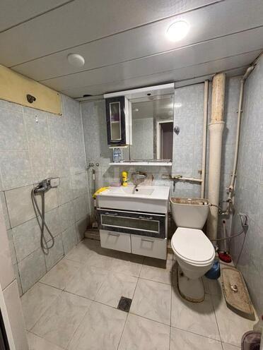 Продаётся 1-комн. вторичка 30 м², м. Кара Караев, photo 8 from 10