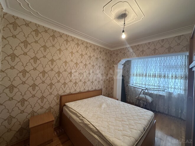 Satılır 4 otaqlı köhnə tikili 110 m², Xalqlar Dostluğu m., photo 13 from 29