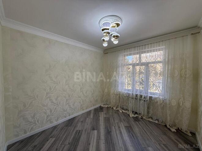 Satılır 4 otaqlı köhnə tikili 100 m², Xalqlar Dostluğu m., photo 12 from 30