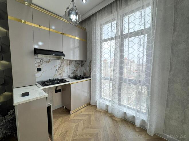 Продаётся 2-комн. новостройка 40 м², м. Кара Караев, photo 4 from 10