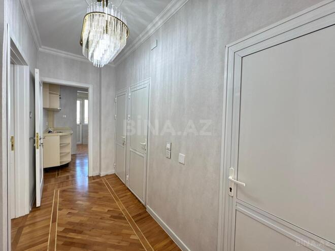 Продаётся 2-комн. вторичка 60 м², м. Халглар Достлугу, photo 8 from 14