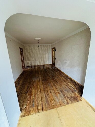 Satılır 2 otaqlı köhnə tikili 60 m², İnşaatçılar m., photo 4 from 16