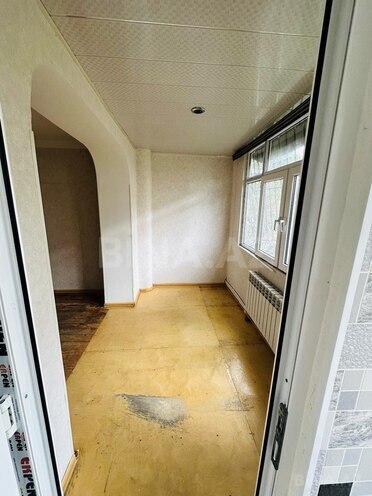 Satılır 2 otaqlı köhnə tikili 60 m², İnşaatçılar m., photo 14 from 16