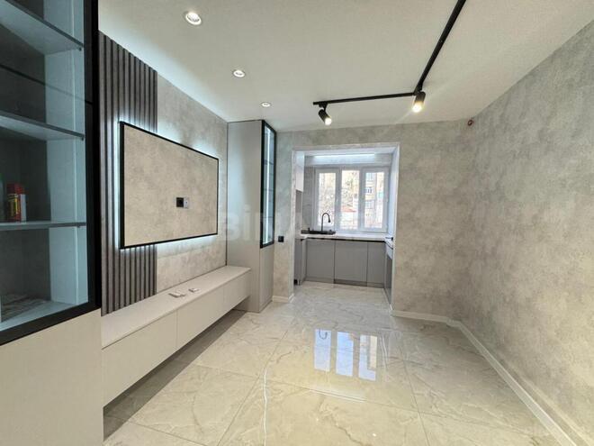 Продаётся 4-комн. вторичка 75 м², пос. Ахмедлы, photo 1 from 12