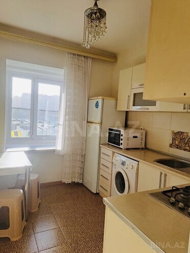Satılır 2 otaqlı köhnə tikili 60 m², Gənclik m., photo 5 from 7