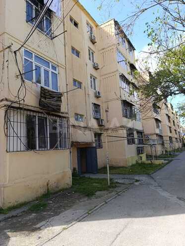 Продаётся 1-комн. вторичка 35 м², м. Нефтчиляр, photo 5 from 12