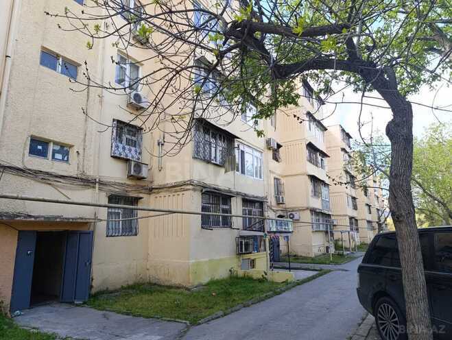 Продаётся 1-комн. вторичка 35 м², м. Нефтчиляр, photo 4 from 12